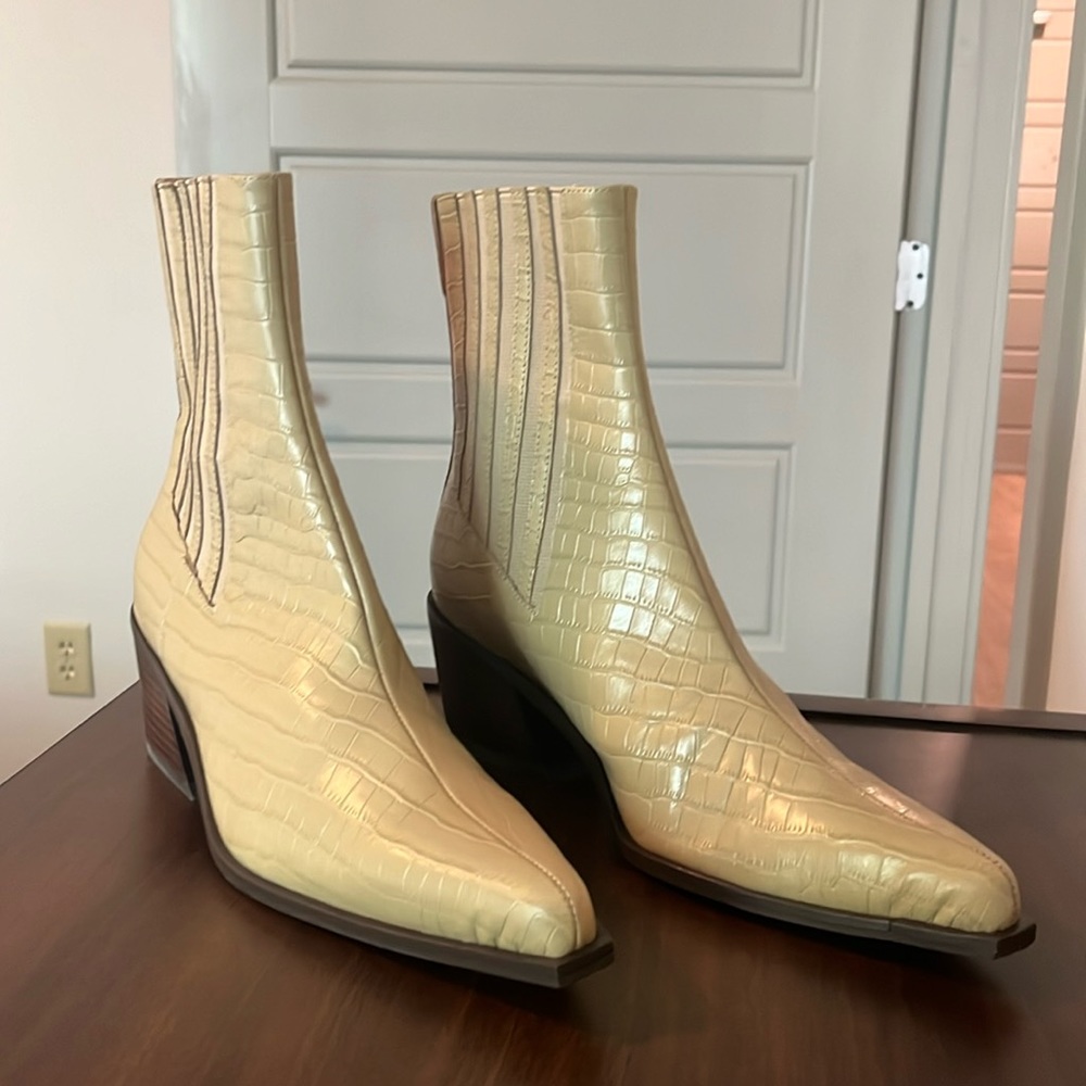 Leather croc-finish boots by Intentionally _________